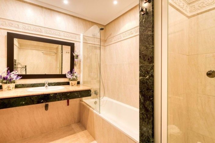 Image No.10-2 Bed Apartment for sale