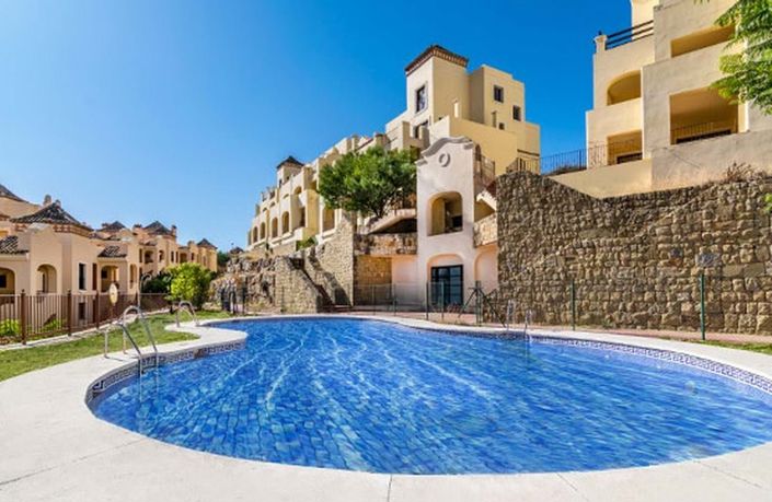 Image No.1-Appartement de 3 chambres à vendre à Estepona