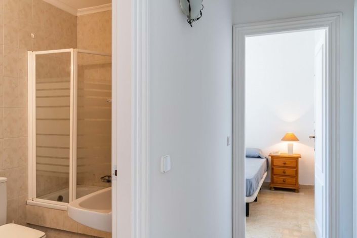 Image No.15-2 Bed Apartment for sale