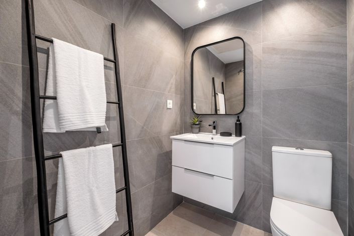 Image No.18-3 Bed Apartment for sale