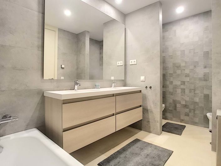 Image No.16-2 Bed Apartment for sale