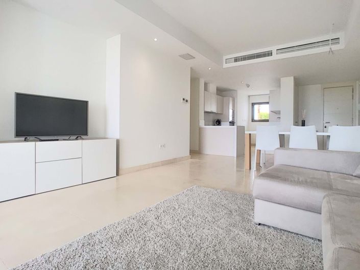 Image No.8-2 Bed Apartment for sale