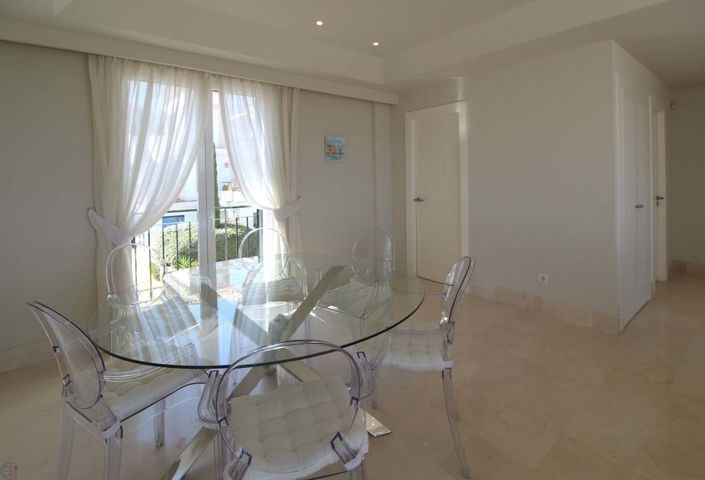 Image No.10-3 Bed Apartment for sale