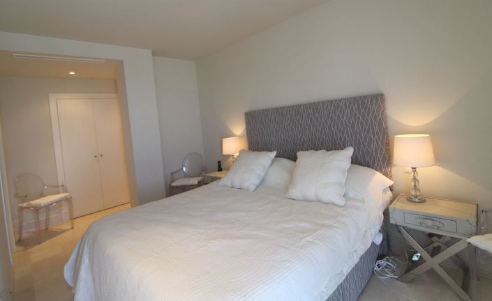 Image No.21-3 Bed Apartment for sale