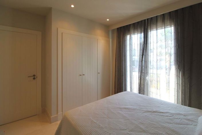 Image No.24-3 Bed Apartment for sale