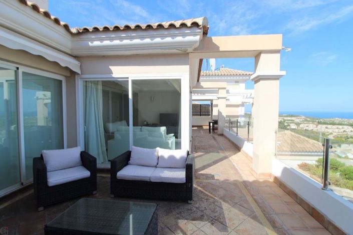 Image No.35-3 Bed Apartment for sale