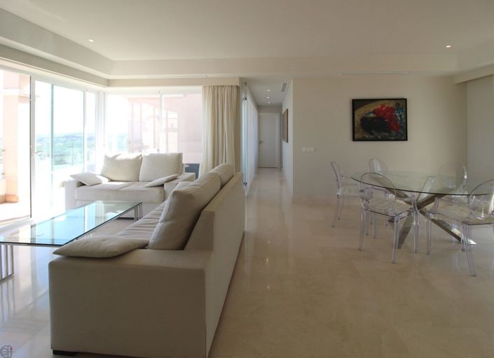 Image No.7-3 Bed Apartment for sale