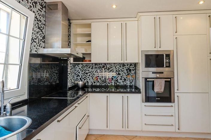 Image No.12-4 Bed Villa for sale