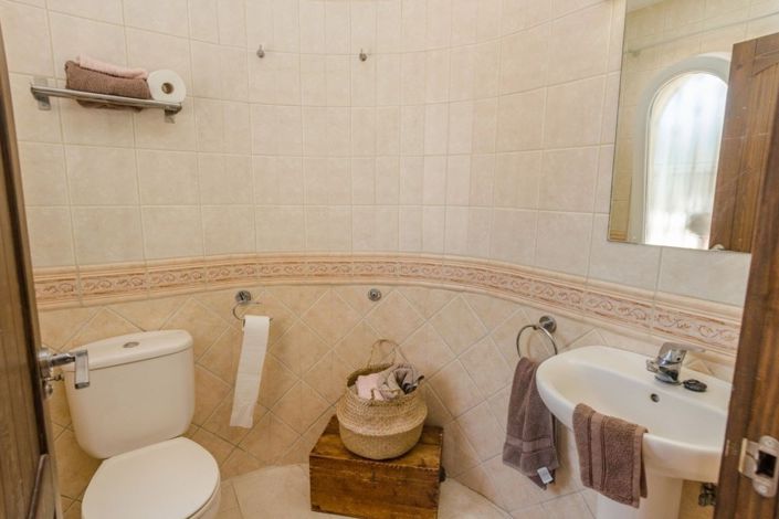 Image No.13-4 Bed Villa for sale