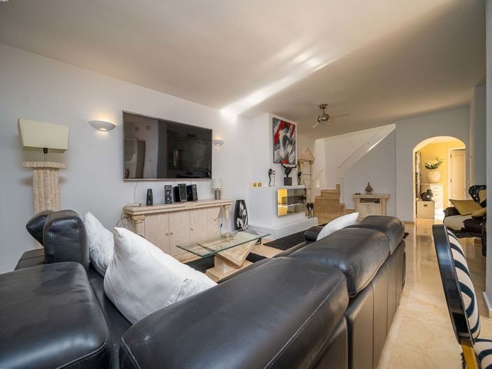 Image No.5-4 Bed Townhouse for sale