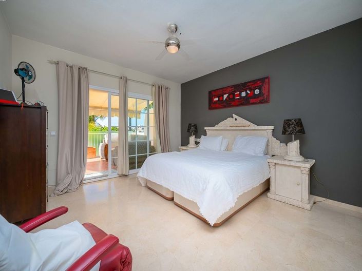 Image No.9-4 Bed Townhouse for sale