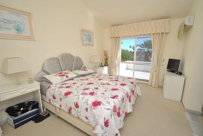 Image No.10-3 Bed Villa for sale