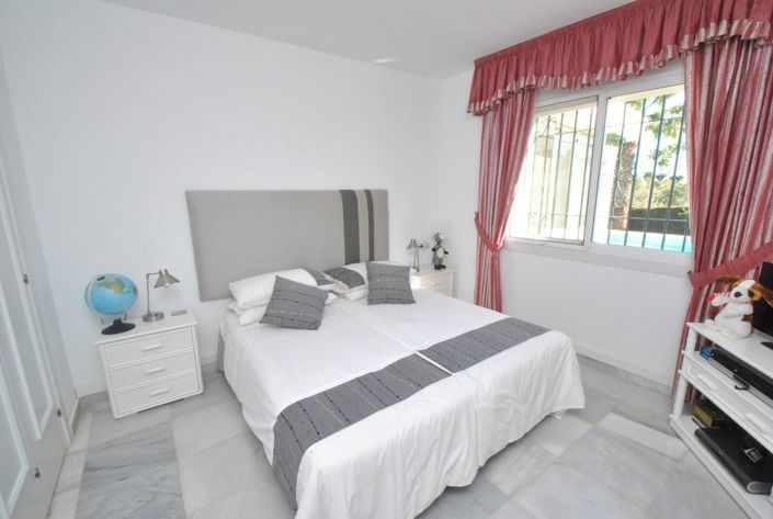 Image No.12-3 Bed Villa for sale