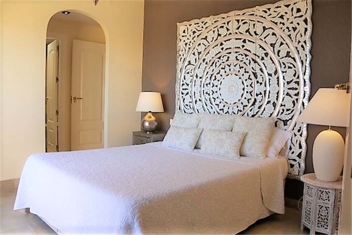 Image No.10-2 Bed Apartment for sale