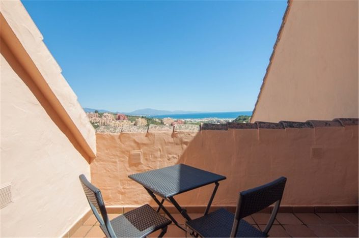 Image No.12-2 Bed Apartment for sale