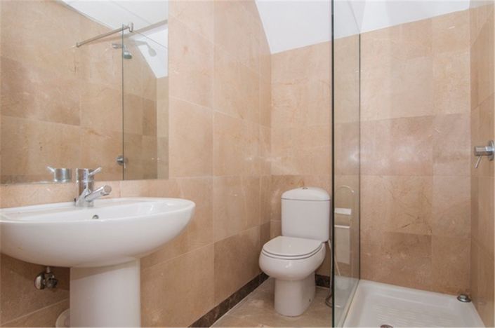 Image No.17-2 Bed Apartment for sale