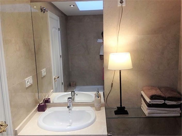 Image No.29-2 Bed Apartment for sale