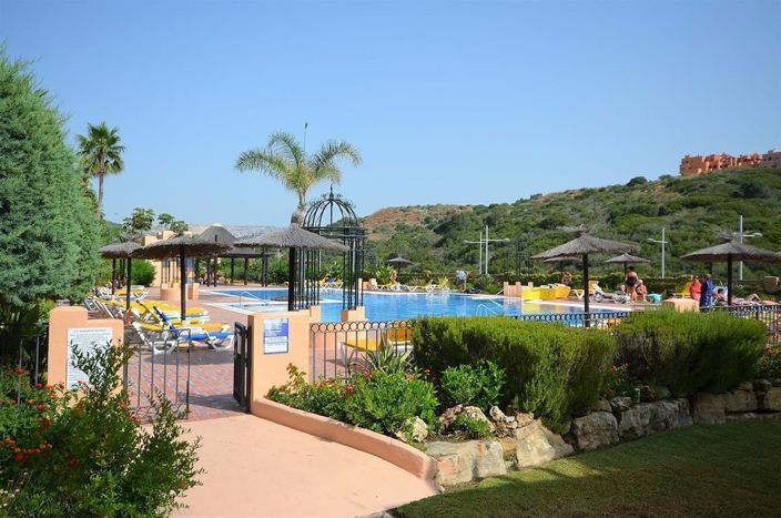 Image No.36-2 Bed Apartment for sale