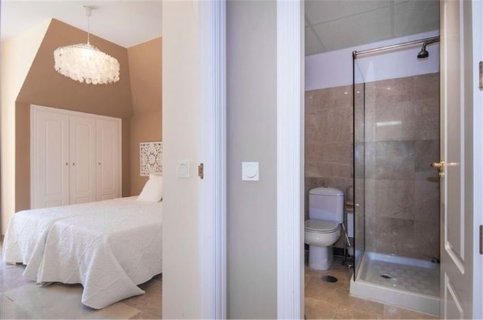 Image No.39-2 Bed Apartment for sale