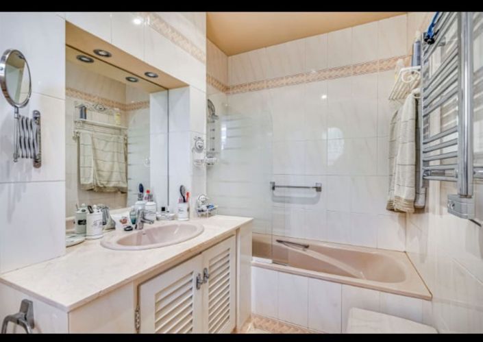 Image No.16-3 Bed Townhouse for sale