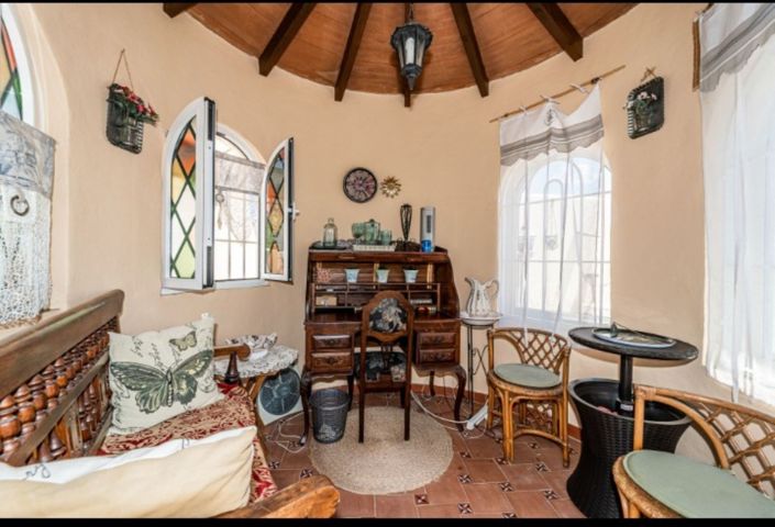 Image No.9-3 Bed Townhouse for sale