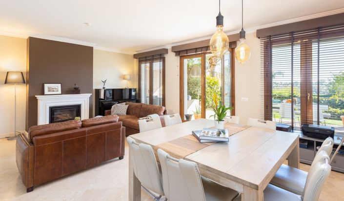 Image No.5-4 Bed Townhouse for sale