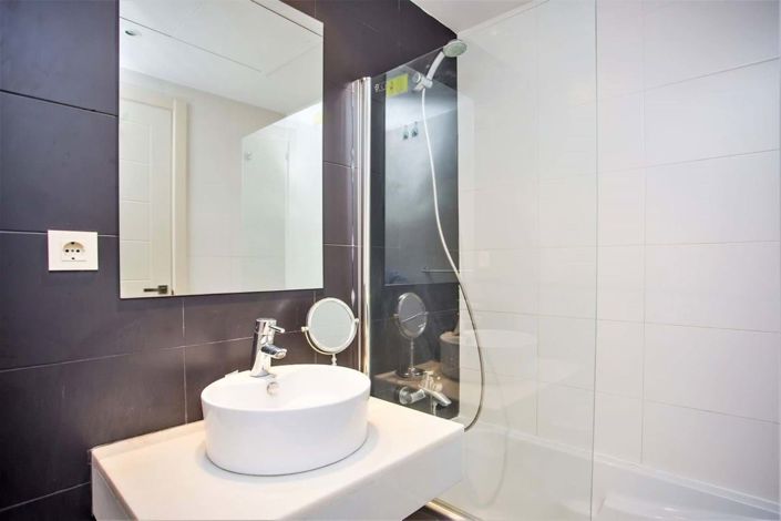 Image No.13-2 Bed Apartment for sale