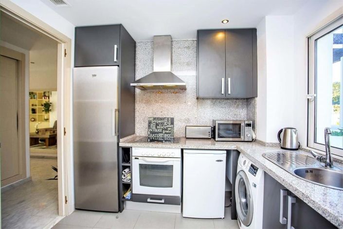 Image No.9-2 Bed Apartment for sale