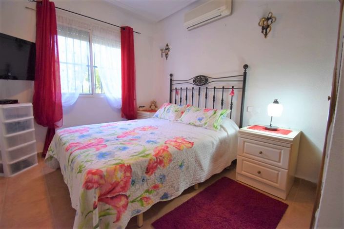 Image No.11-3 Bed Villa for sale