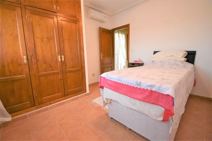 Image No.13-3 Bed Villa for sale