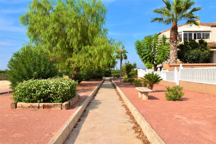 Image No.2-3 Bed Villa for sale