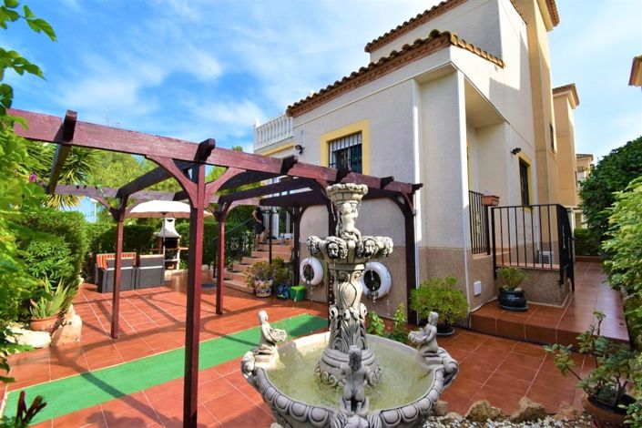 Image No.5-3 Bed Villa for sale