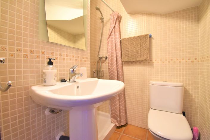 Image No.11-3 Bed Villa for sale