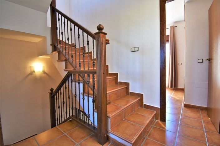 Image No.16-3 Bed Villa for sale