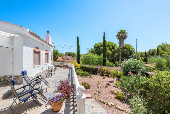 Image No.10-3 Bed Villa for sale