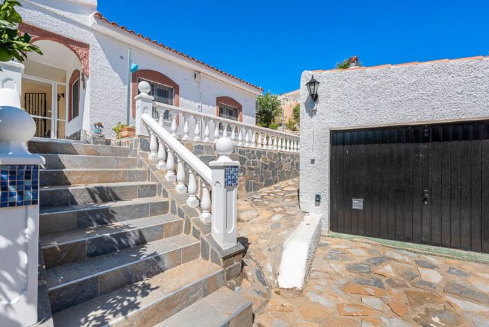 Image No.25-3 Bed Villa for sale