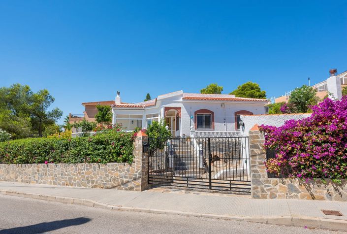 Image No.26-3 Bed Villa for sale
