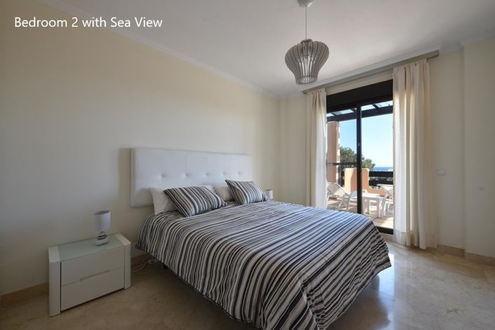 Image No.15-3 Bed Apartment for sale