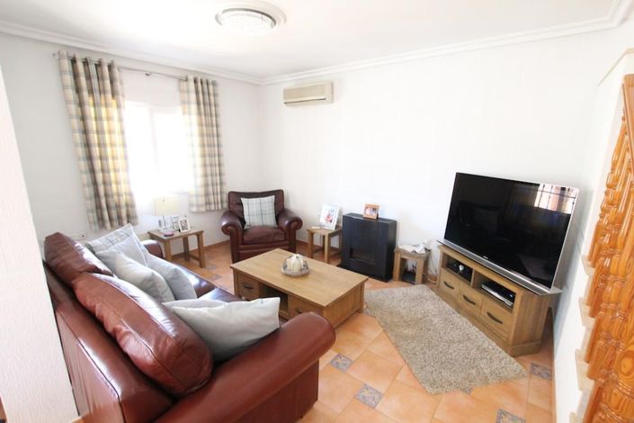 Image No.10-3 Bed Villa for sale