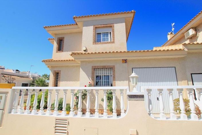 Image No.23-3 Bed Villa for sale