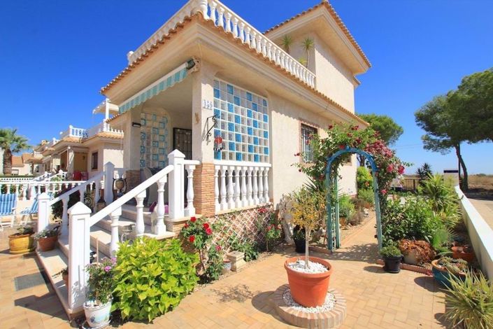 Image No.4-3 Bed Villa for sale