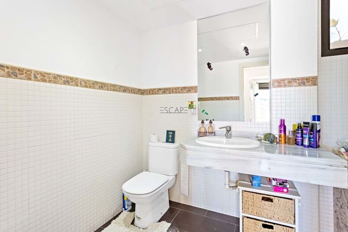 Image No.11-3 Bed Apartment for sale