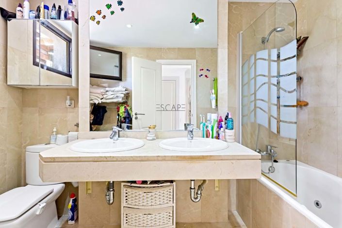 Image No.15-3 Bed Apartment for sale