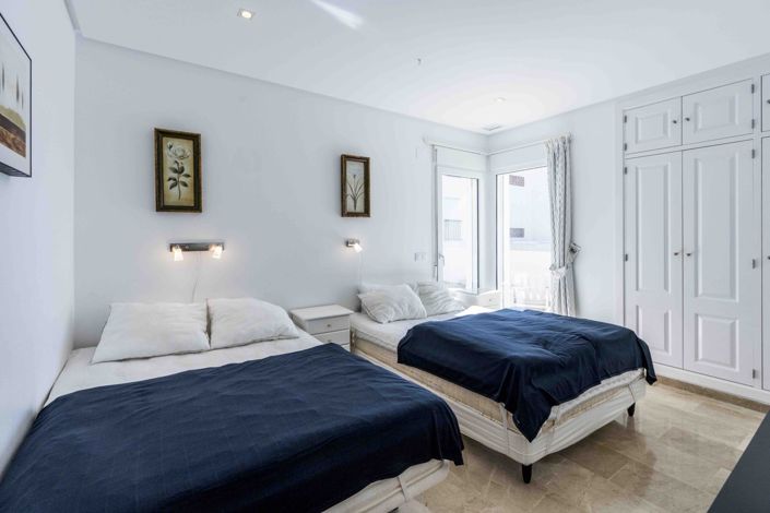 Image No.13-3 Bed Apartment for sale