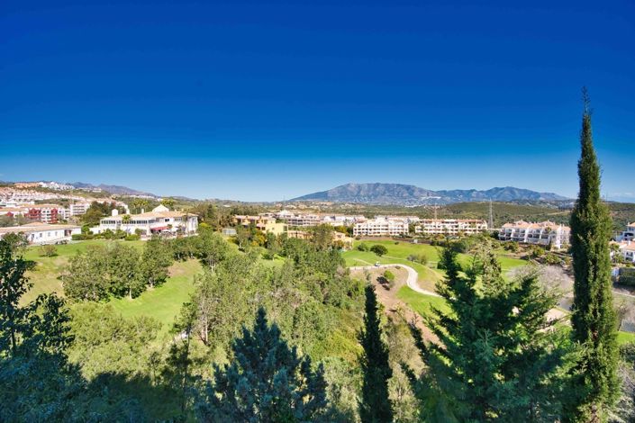 Image No.32-3 Bed Apartment for sale