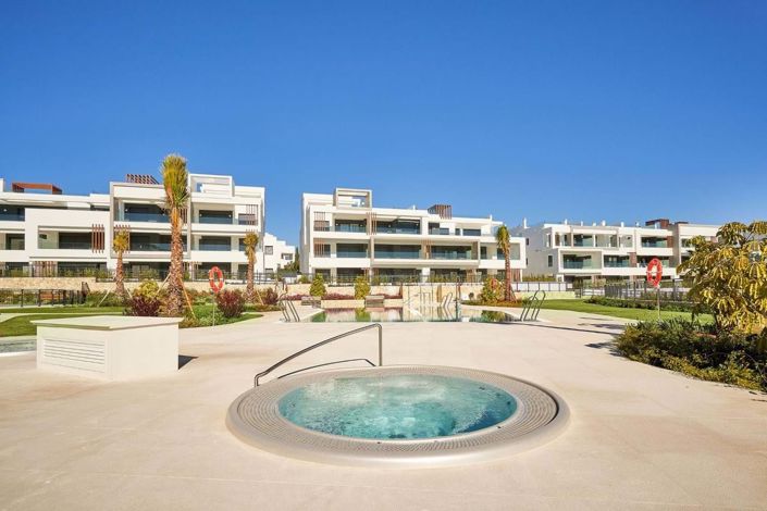 Image No.12-Appartement de 2 chambres à vendre à Estepona