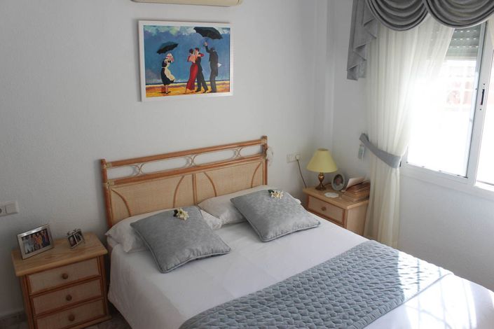 Image No.10-4 Bed Villa for sale