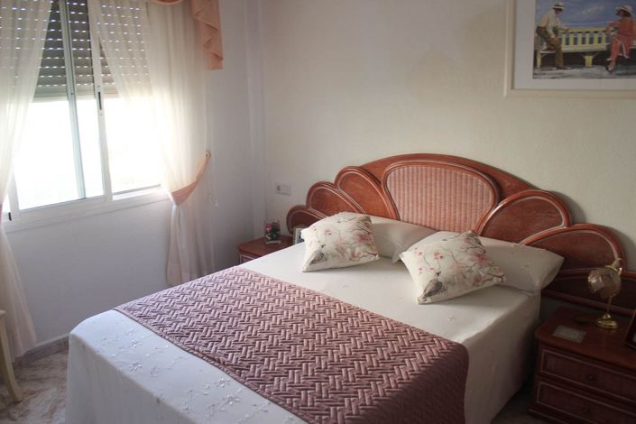 Image No.12-4 Bed Villa for sale