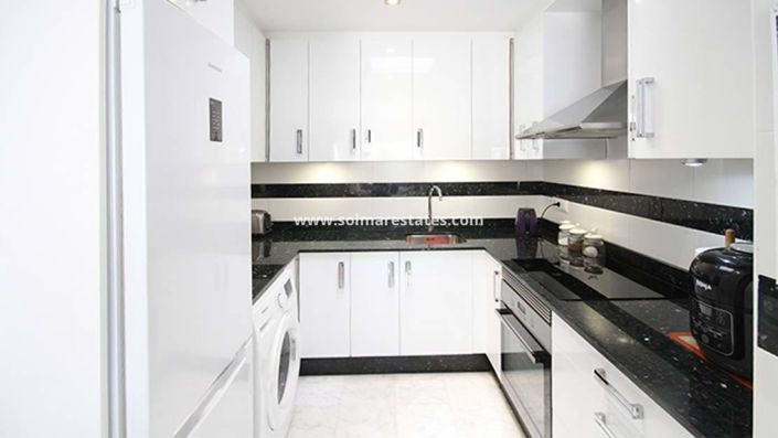 Image No.4-Villa de 2 chambres à vendre à Villamartin