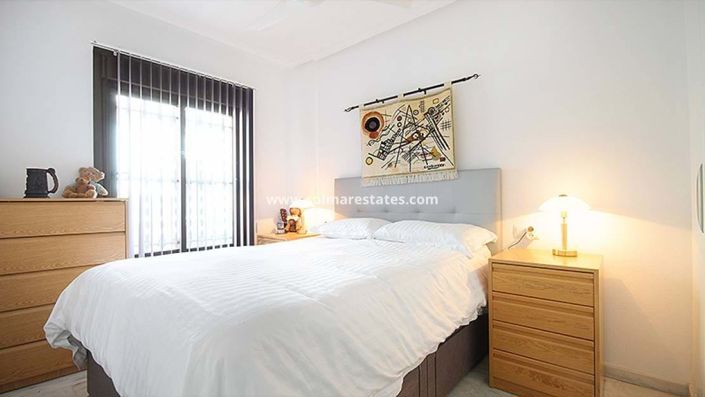 Image No.5-Villa de 2 chambres à vendre à Villamartin